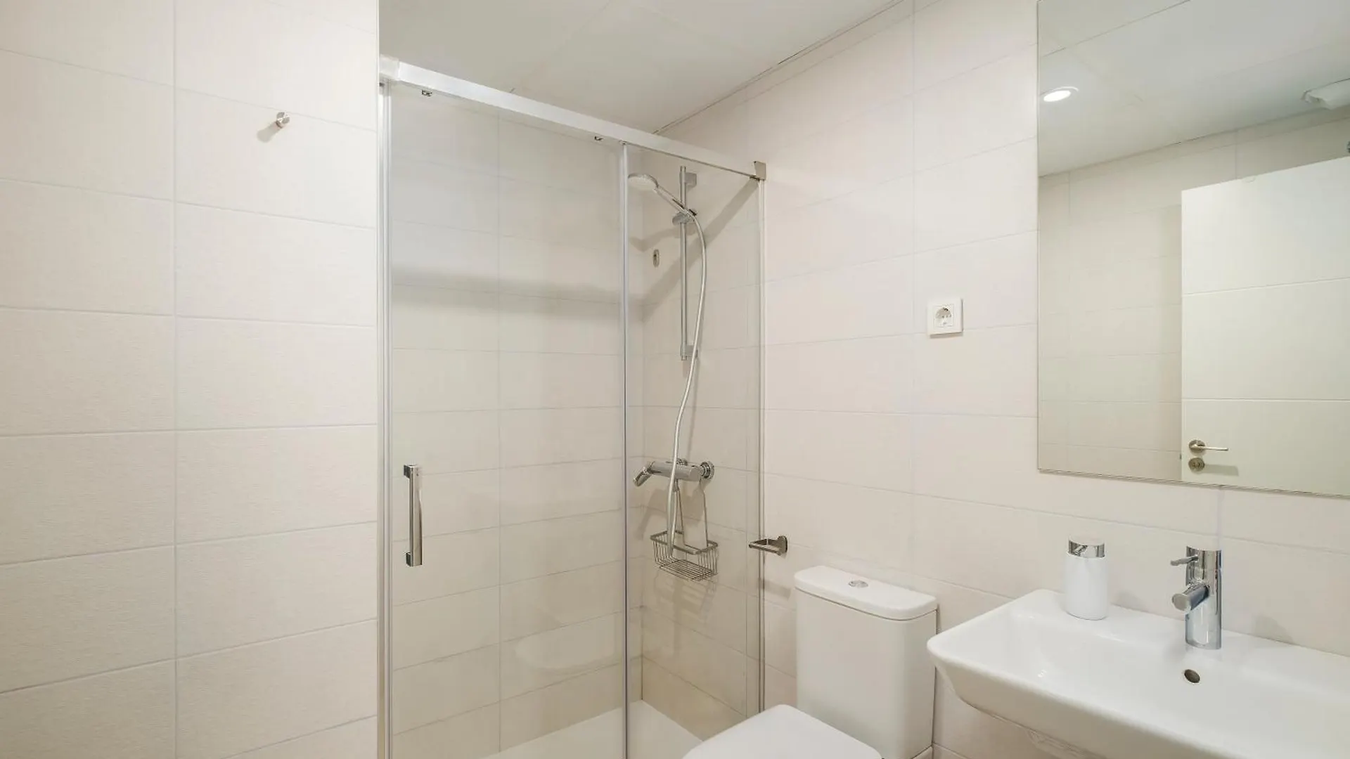 Apartamento De Lujo En La Malagueta Con Piscina Y Garaje マラガ アパート